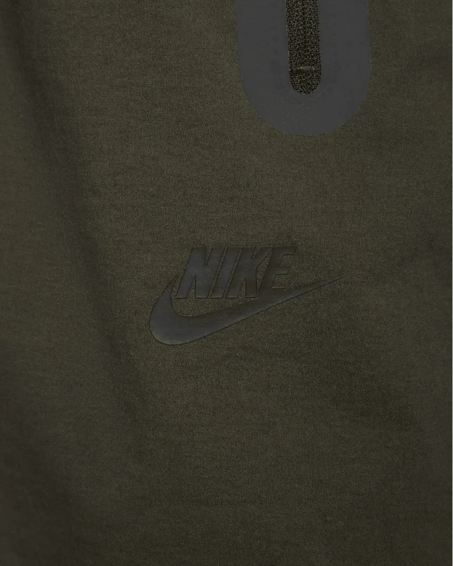 Штани Nike Tech Woven Oversized Trousers HM7158-356