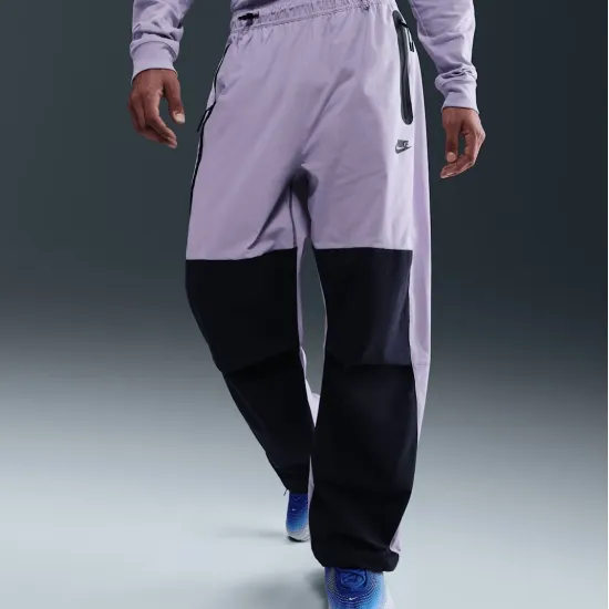 Штани Nike Tech Woven Oversized Trousers HM7158-515