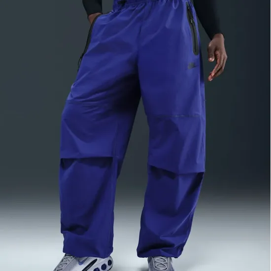 Штани Nike Tech Woven Oversized Trousers HM7158-539