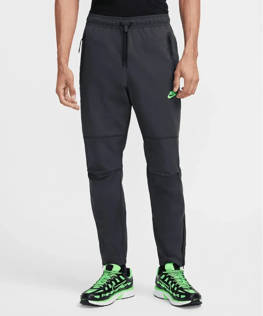 Штани Nike Tech Woven HM8241-060