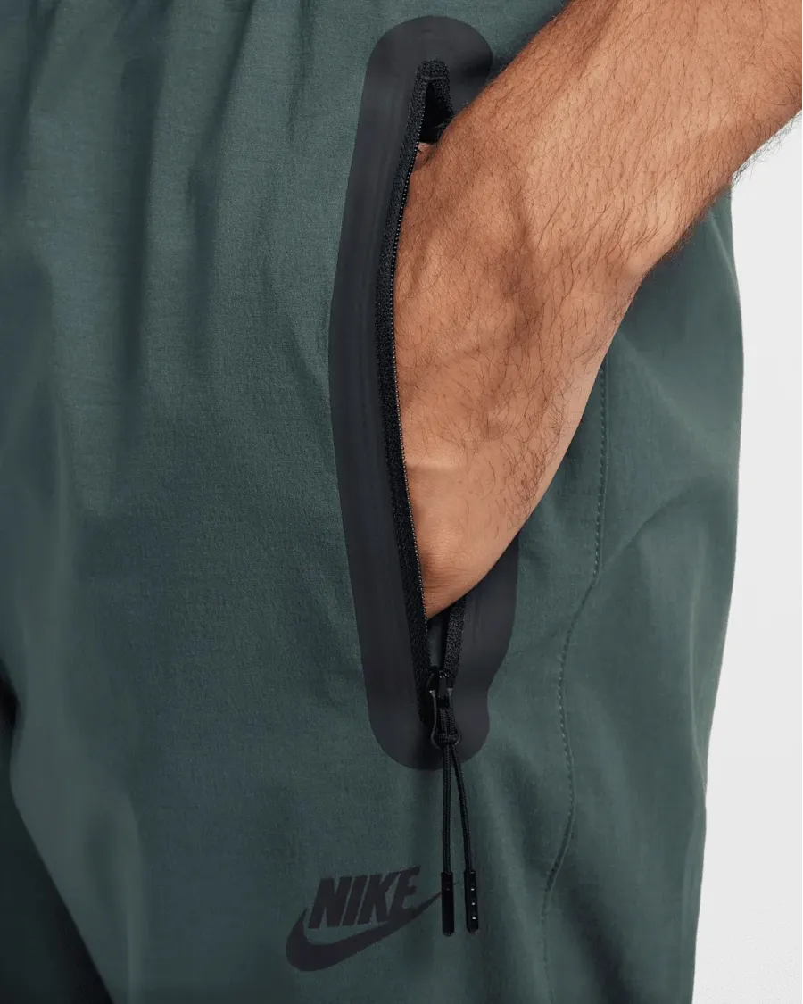 Штани Nike Tech Woven HM8241-338