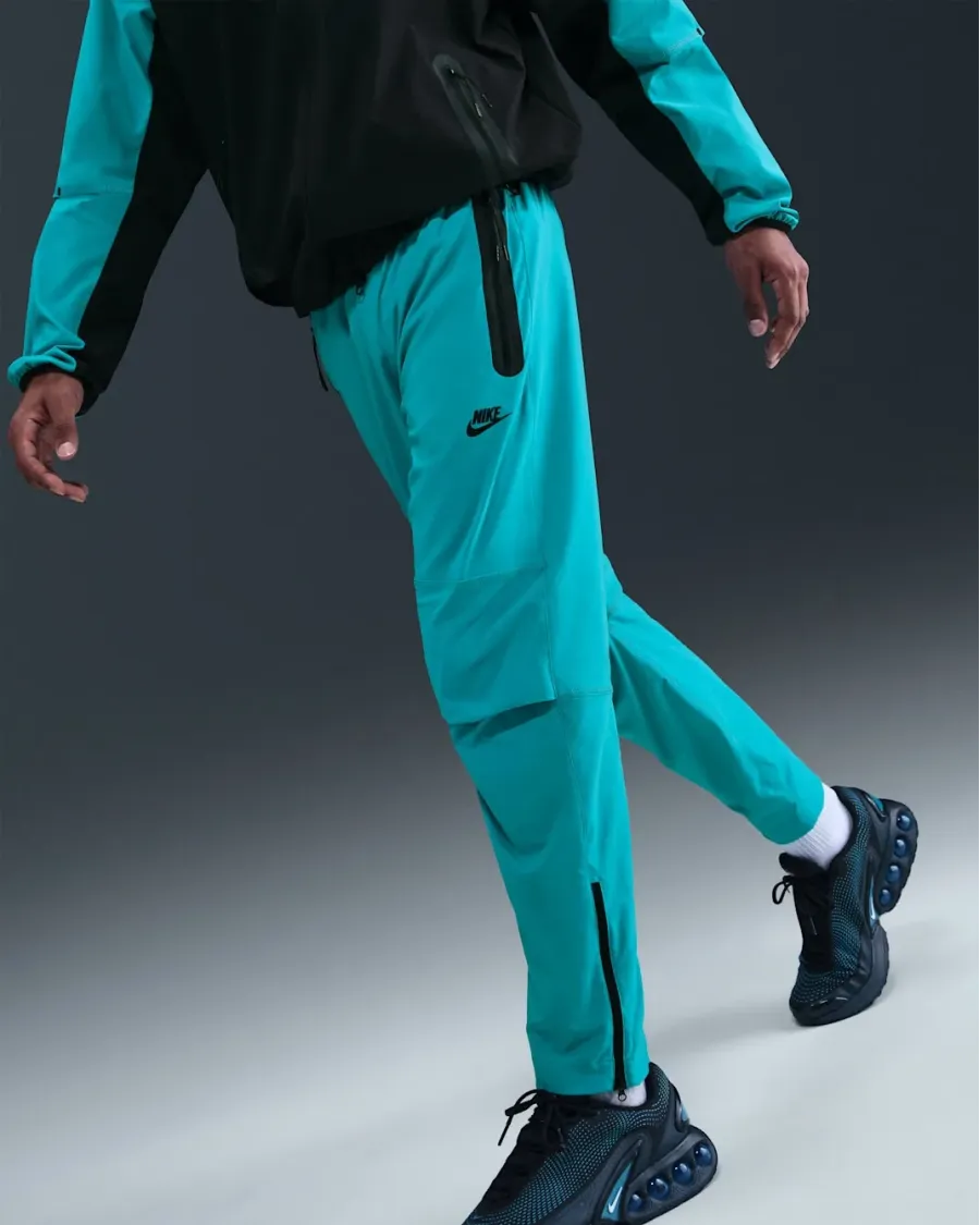 Штани Nike Tech Woven HM8241-345