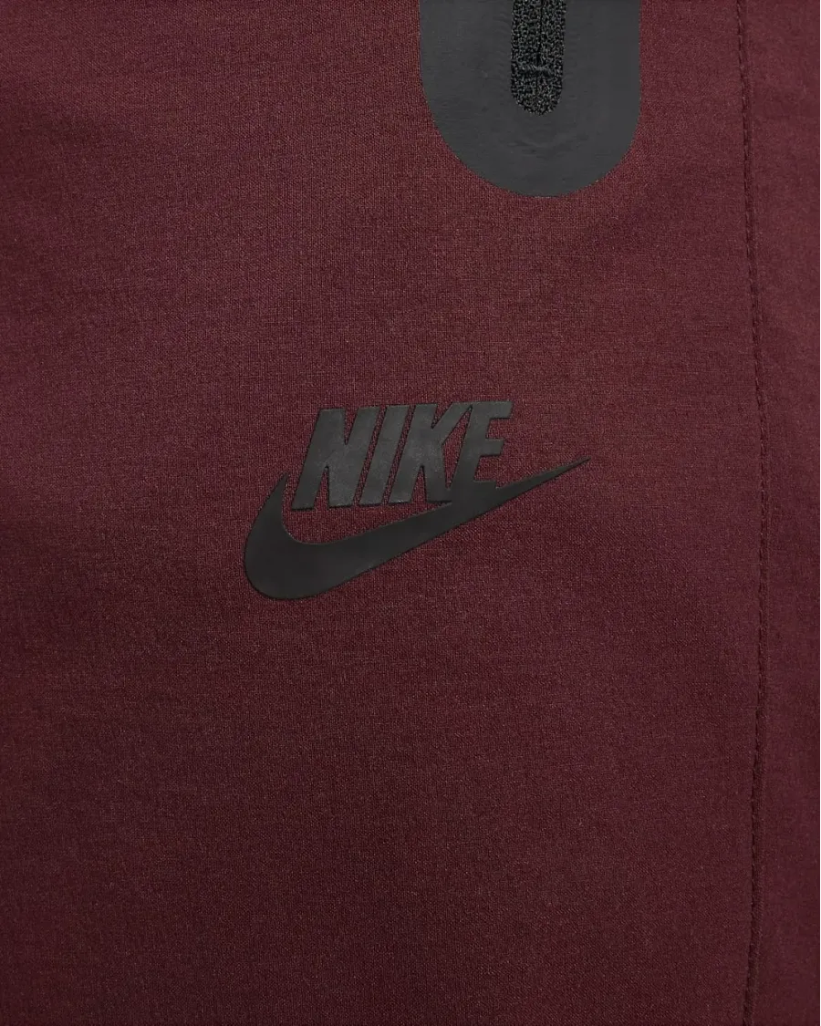 Штани Nike Tech Woven HM8241-652