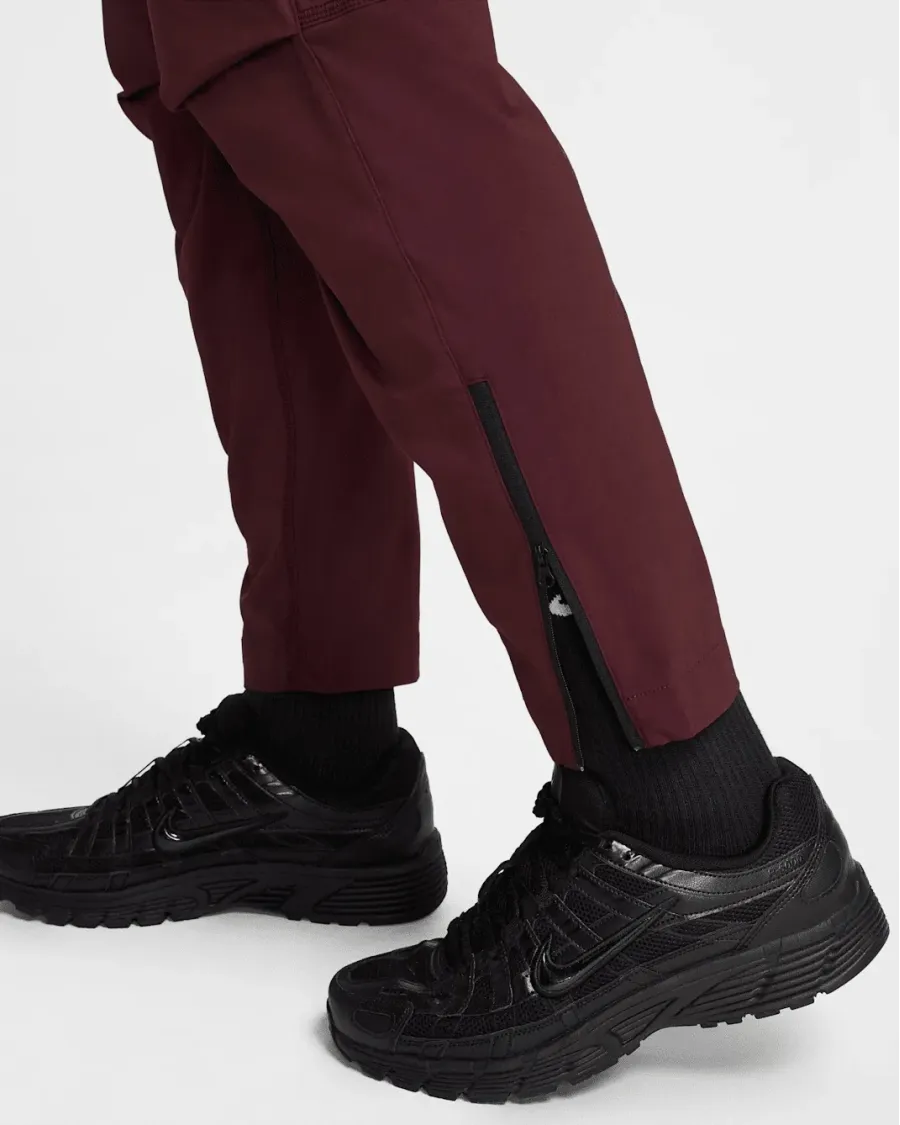 Штани Nike Tech Woven HM8241-652
