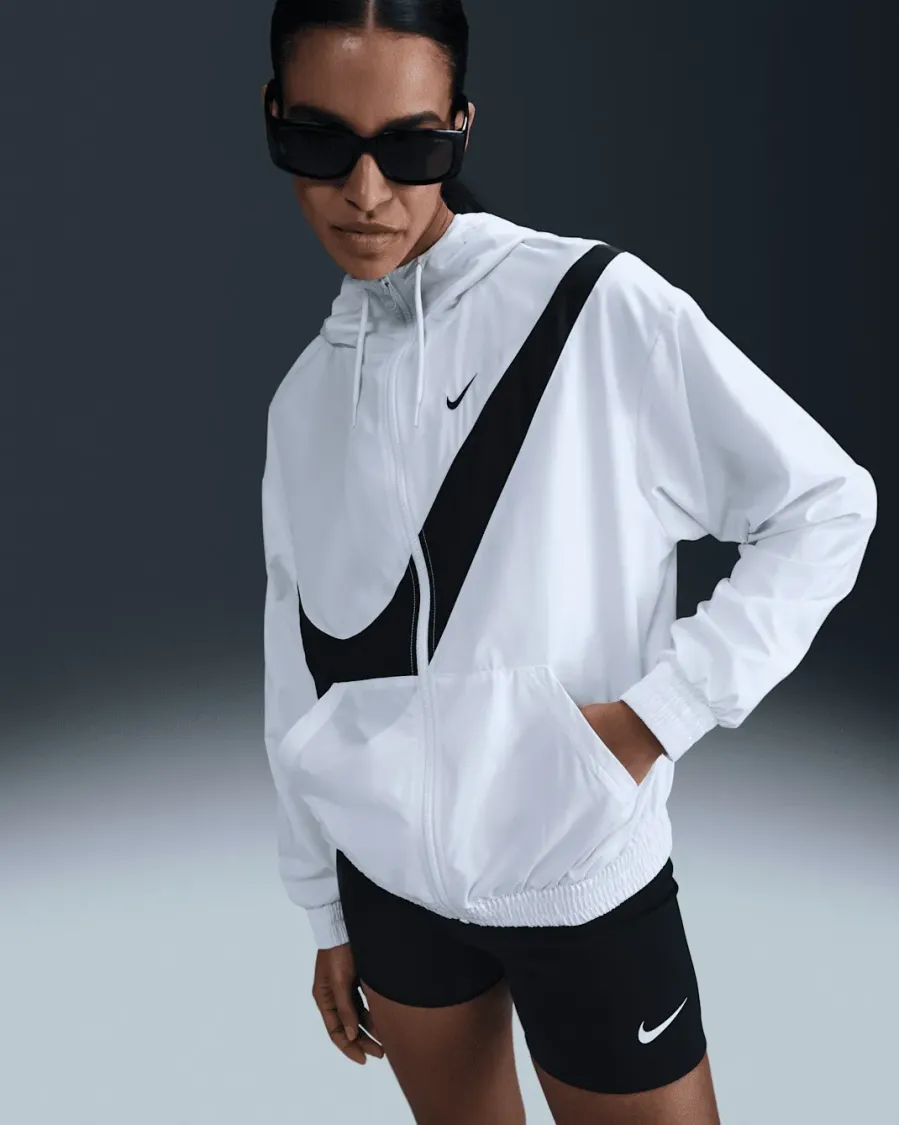 Куртка Nike Sportswear Classic UV Protection Full-Zip Woven HM8971-100