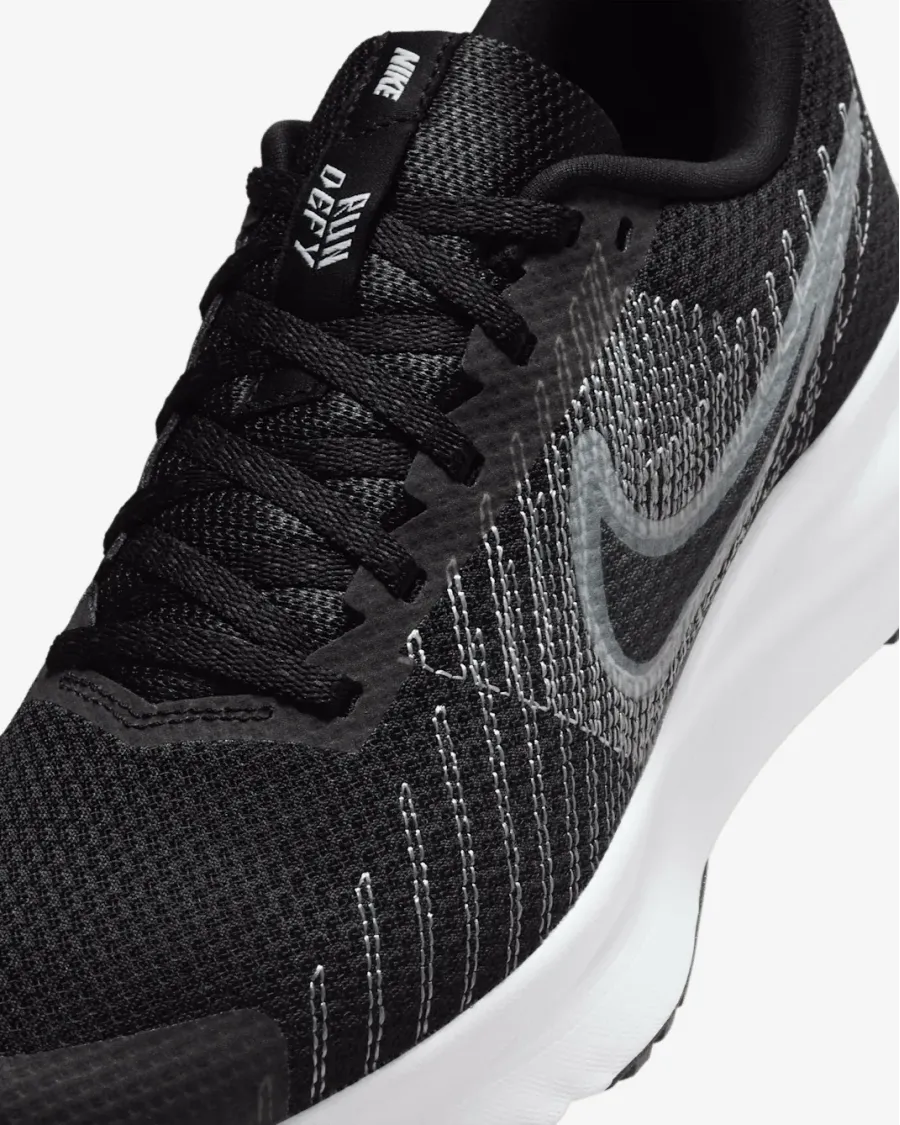 Кросівки Nike Run Defy HM9593-002