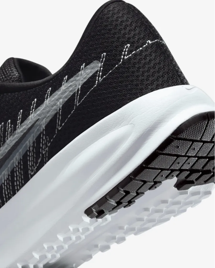 Кросівки Nike Run Defy HM9593-002