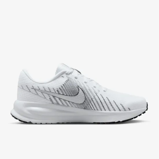 Кросівки Nike Run Defy HM9593-101