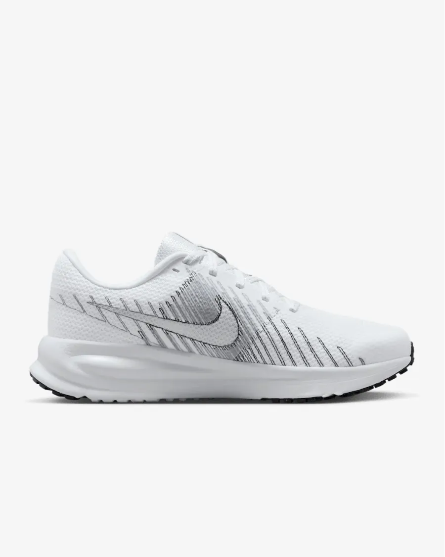 Кросівки Nike Run Defy HM9593-101