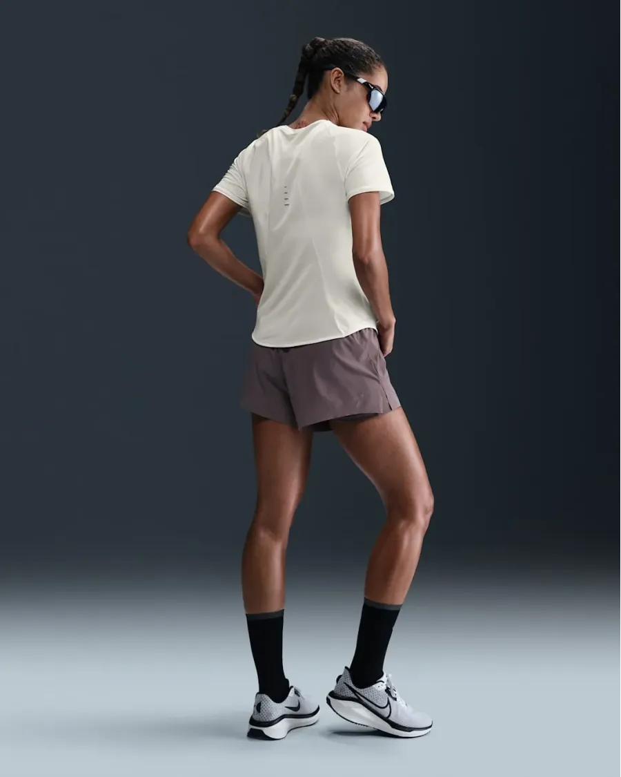 Футболка Nike Swift Dri-FIT HM9698-133
