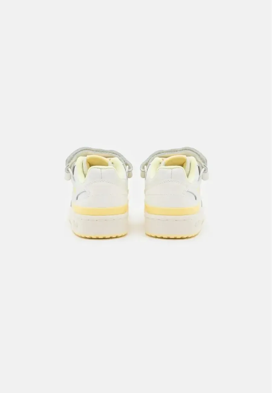 Кросівки Adidas Forum Low HP9151