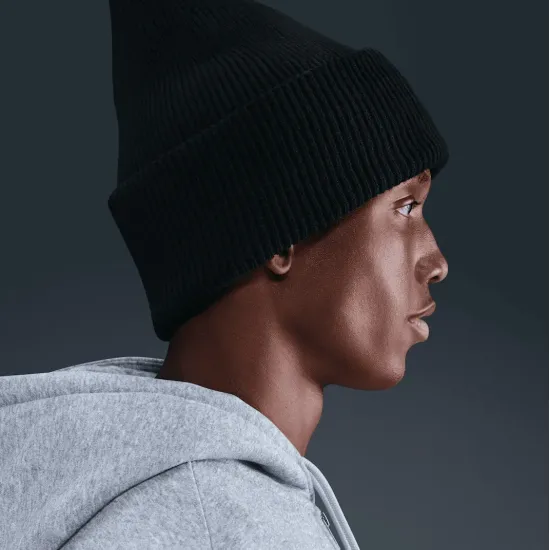 Шапка Nike Peak HQ0368-010