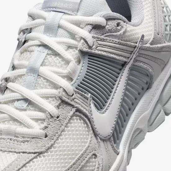 Кросівки Nike Zoom Vomero 5 HQ0458-001