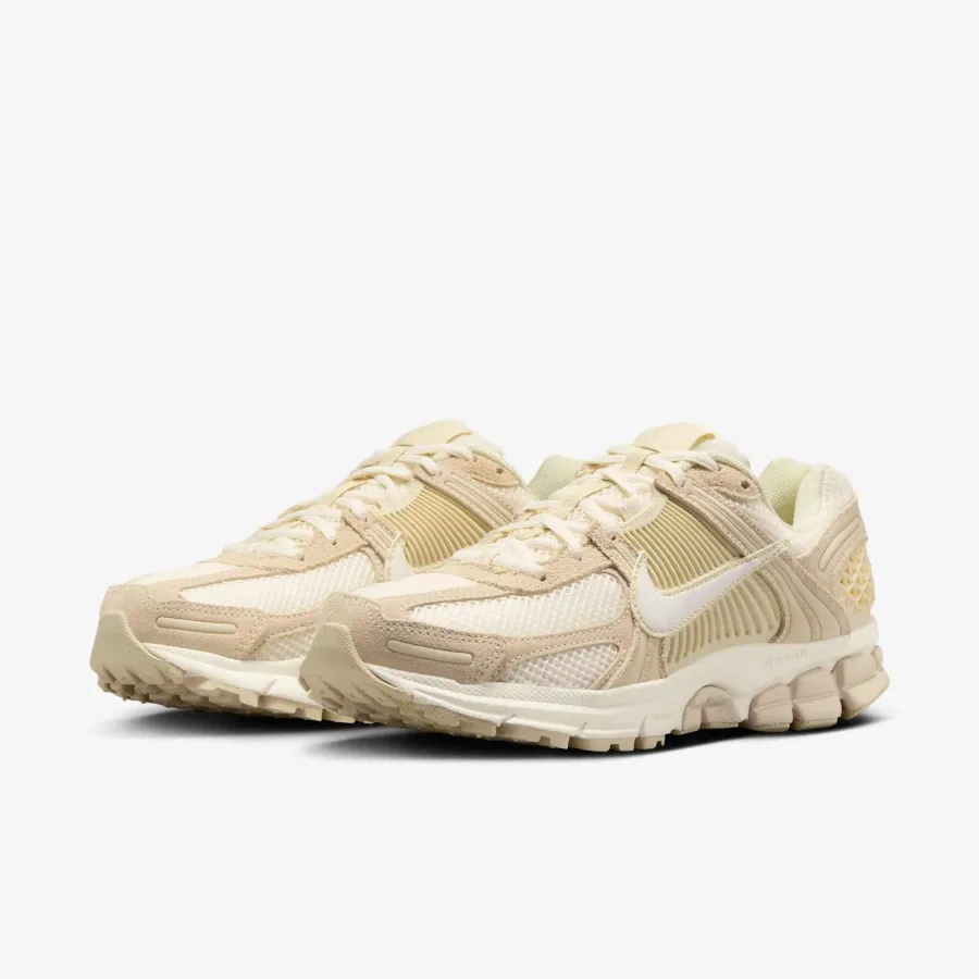 Кросівки Nike Zoom Vomero 5 HQ0458-200