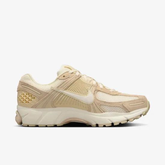 Кросівки Nike Zoom Vomero 5 HQ0458-200