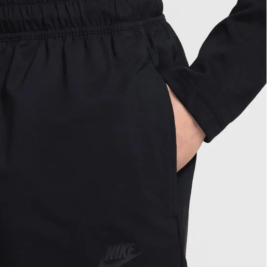 Шорти Nike Tech Woven HQ0470-010