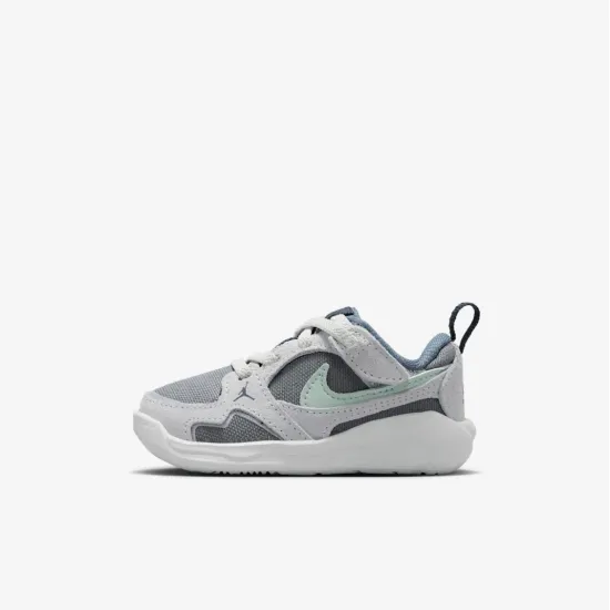 Кросівки Nike Air Jordan CMFT Era HQ0508-003