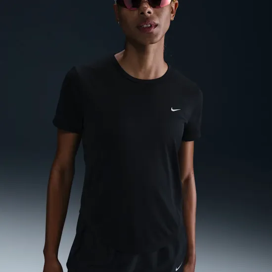 Футболка Nike Tempo Dri-FIT SS Top HQ0648-010