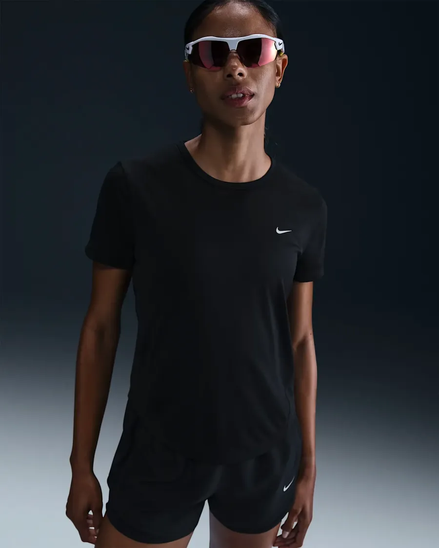 Футболка Nike Tempo Dri-FIT SS Top HQ0648-010
