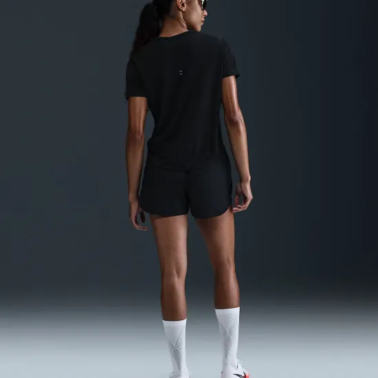 Футболка Nike Tempo Dri-FIT SS Top HQ0648-010