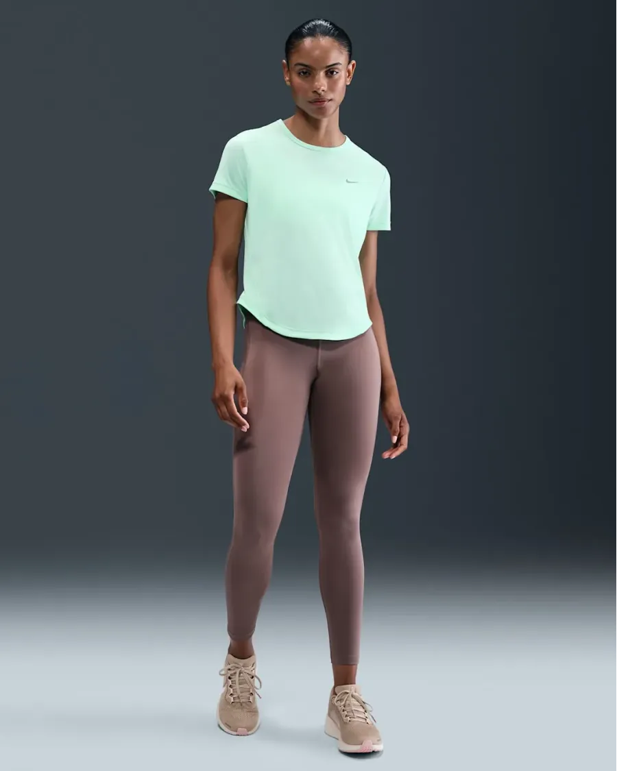 Футболка Nike Tempo Dri-FIT SS Top HQ0648-353