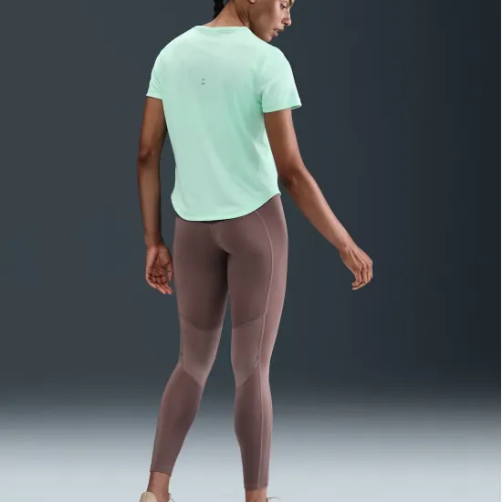 Футболка Nike Tempo Dri-FIT SS Top HQ0648-353