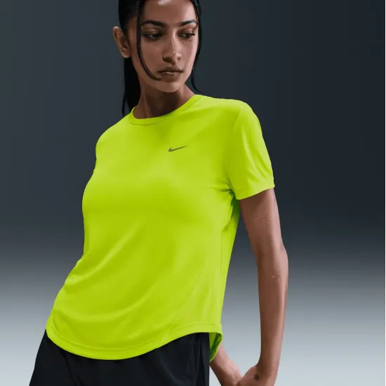 Футболка Nike Tempo Dri-FIT SS Top HQ0648-389