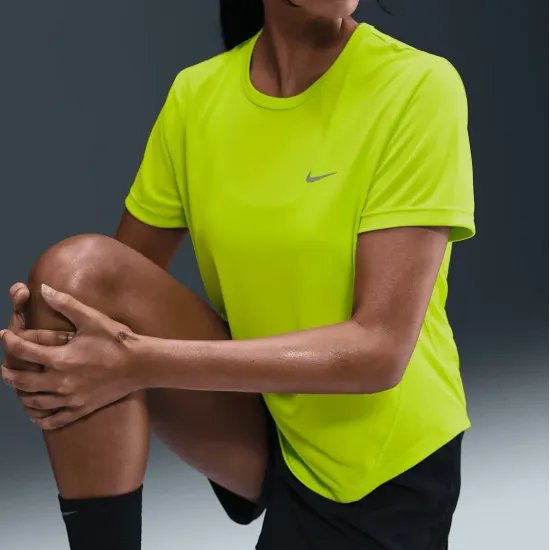 Футболка Nike Tempo Dri-FIT SS Top HQ0648-389