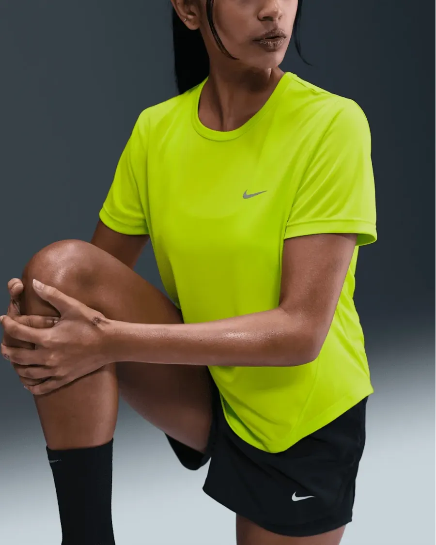 Футболка Nike Tempo Dri-FIT SS Top HQ0648-389