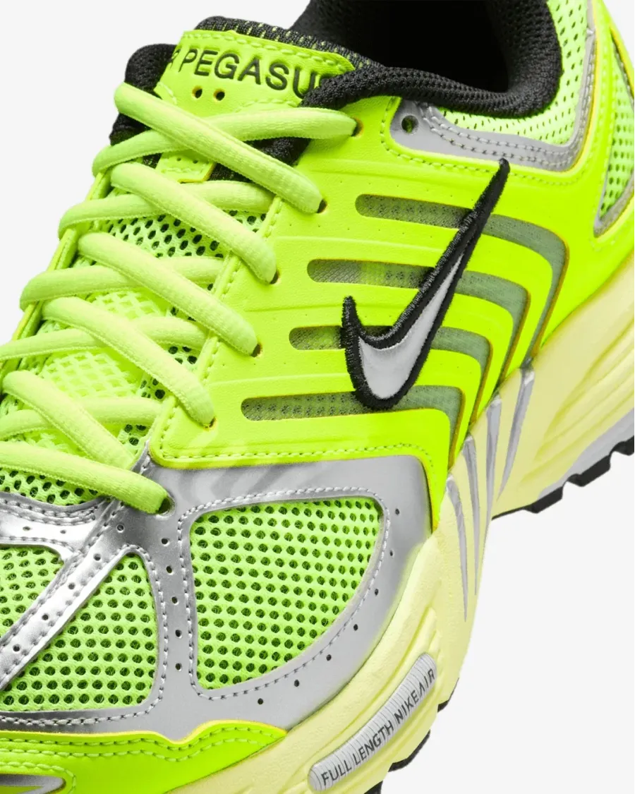 Кросівки Nike Air Pegasus 2K5 HQ1675-700