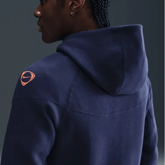 Кофта Nike FC Barcelona Tech Fleece Windrunner HQ1829-411