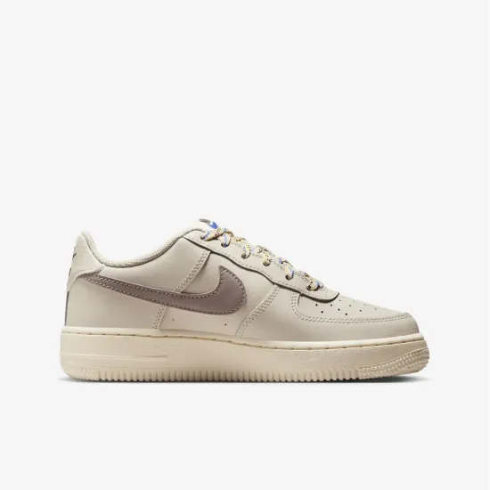 Кросівки Nike Air Force 1 LV8 1 BG EE HQ1907-100