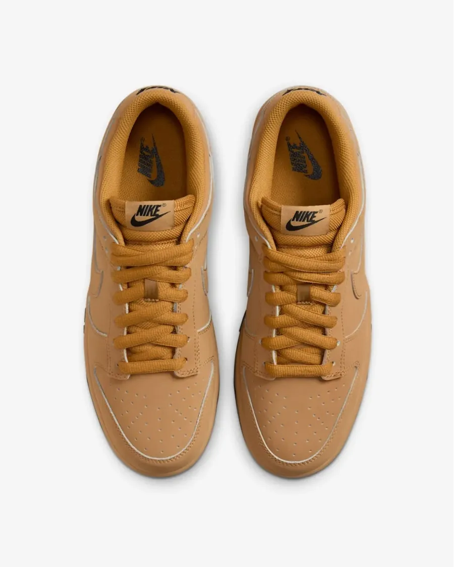 Кросівки Nike Dunk Low Retro SE HQ1932-700