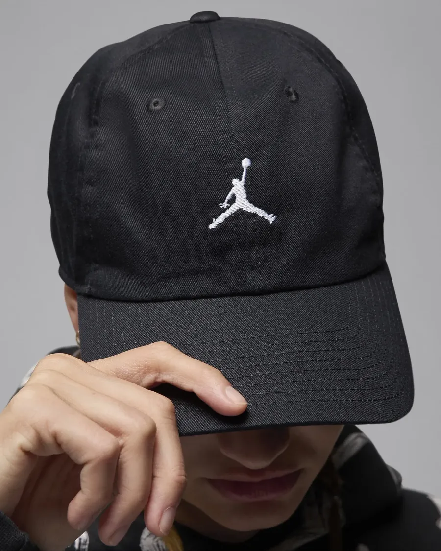 Кепка Nike Air Jordan Club Cap Wash HQ1963-010