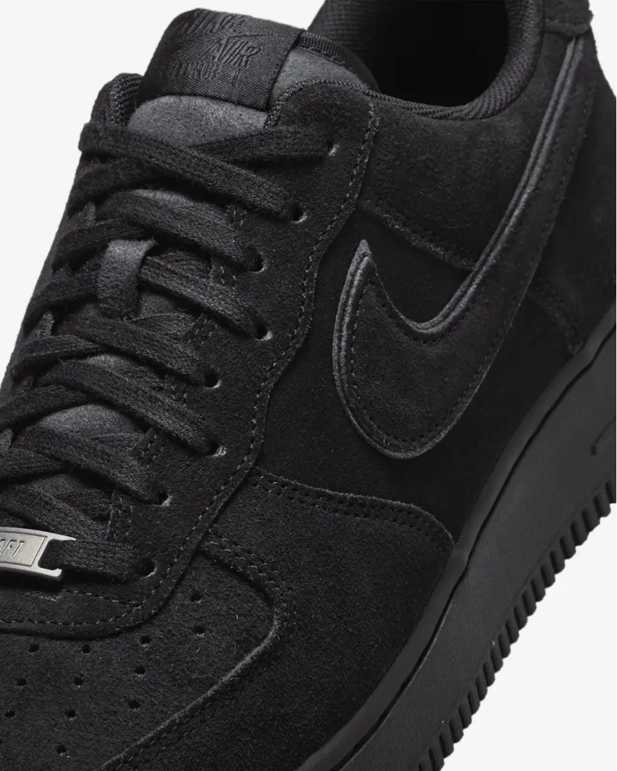 Кросівки Nike Air Force 1 '07 LV8 HQ1966-002