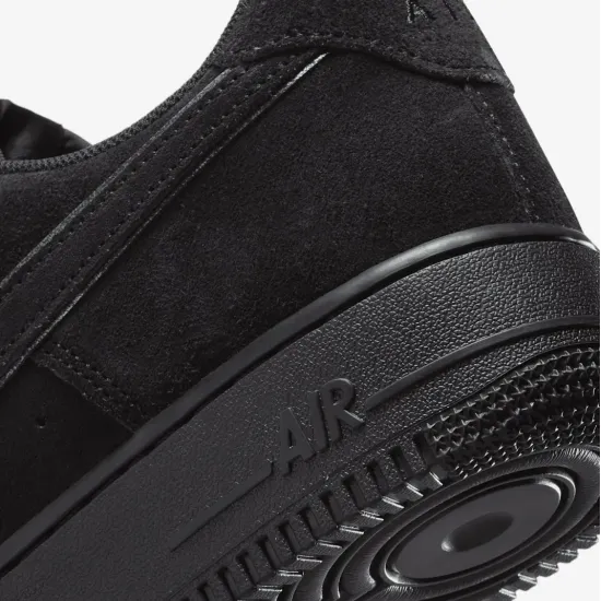 Кросівки Nike Air Force 1 '07 LV8 HQ1966-002