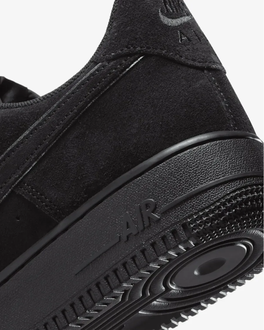 Кросівки Nike Air Force 1 '07 LV8 HQ1966-002
