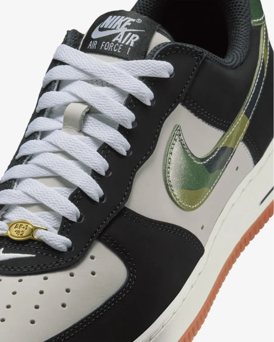 Кросівки Nike Air Force 1 Low Retro HQ1967-100