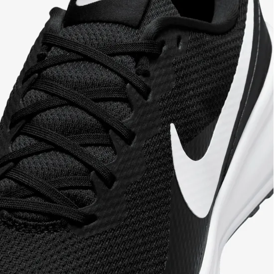 Кросівки Nike Revolution 8 Extra Wide HQ1996-001