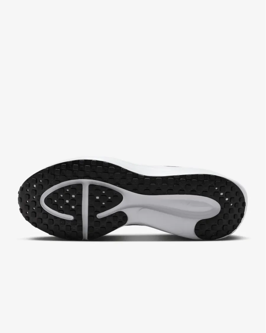 Кросівки Nike Revolution 8 Extra Wide HQ1996-001