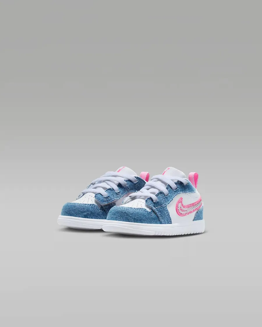 Кросівки Nike Air Jordan 1 Low Alt SE HQ2002-400