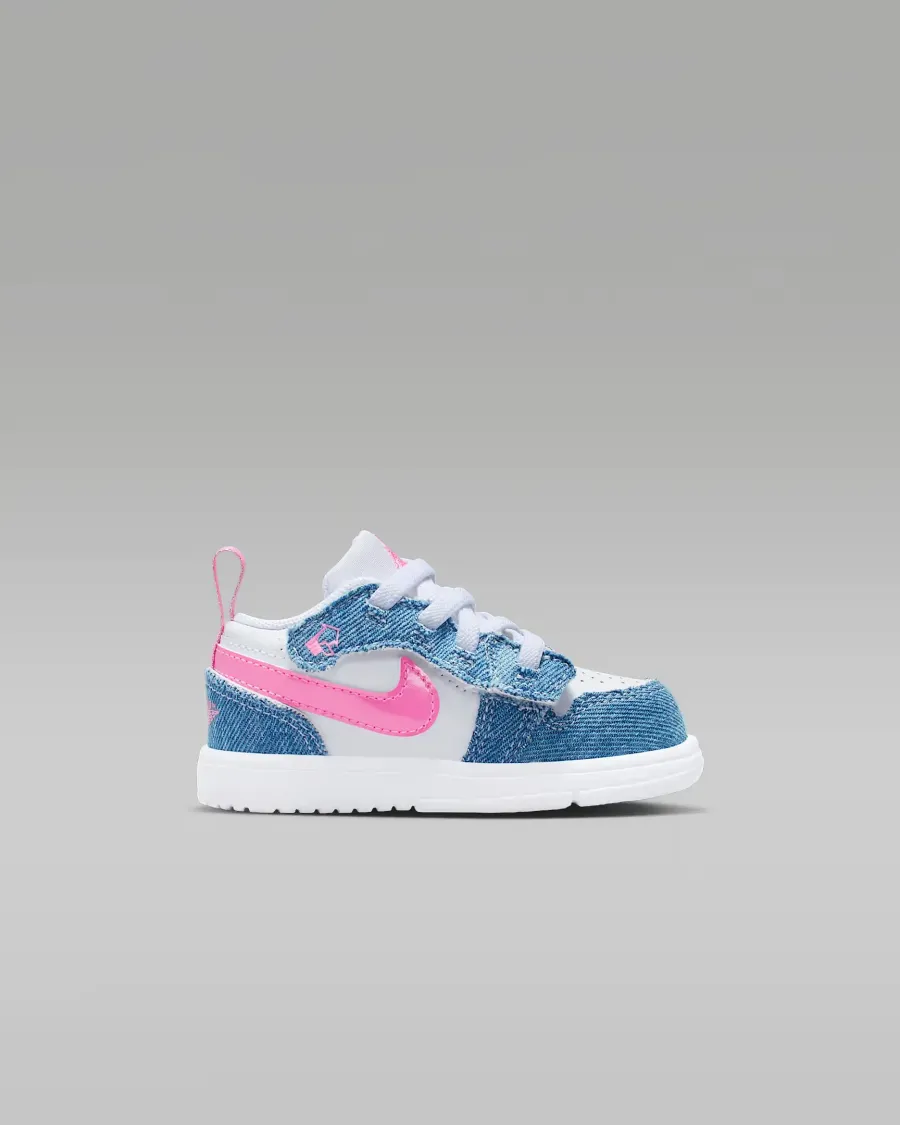 Кросівки Nike Air Jordan 1 Low Alt SE HQ2002-400