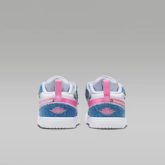 Кросівки Nike Air Jordan 1 Low Alt SE HQ2002-400