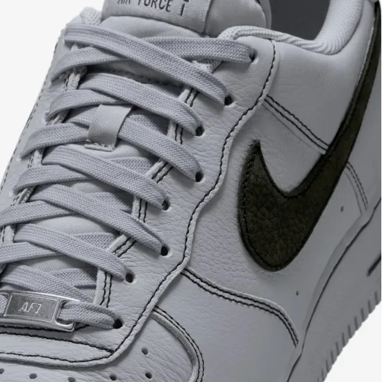 Кросівки Nike Air Force 1 ’07 LV8 HQ2037-004