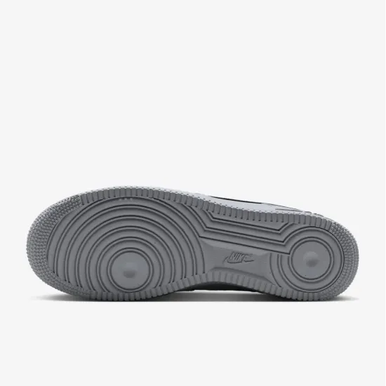 Кросівки Nike Air Force 1 ’07 LV8 HQ2037-004