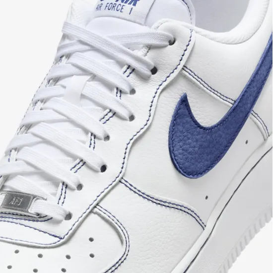Кросівки Nike Air Force 1 ’07 LV8 HQ2037-100