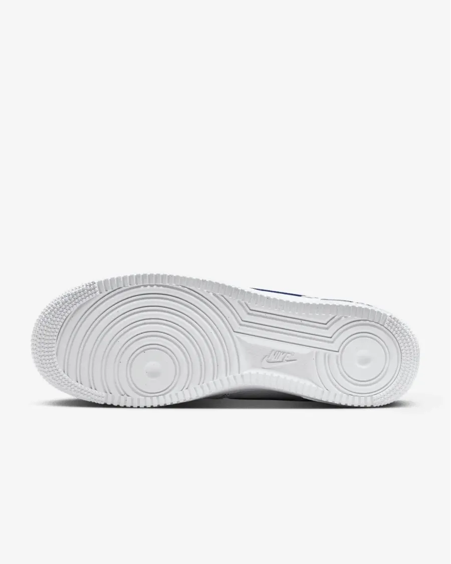 Кросівки Nike Air Force 1 ’07 LV8 HQ2037-100