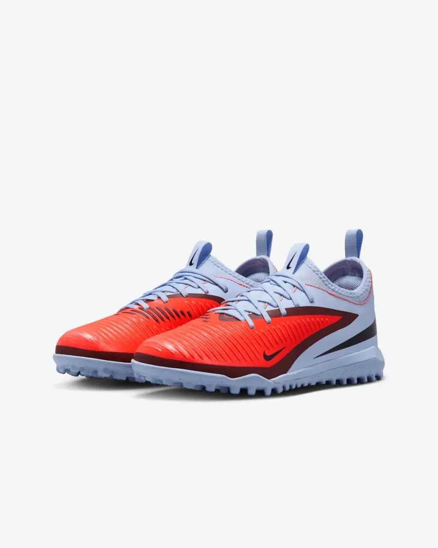 Сороконіжки Nike Phantom 6 Low Academy TF HQ2038-400