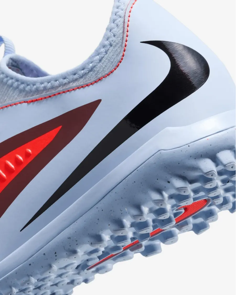 Сороконіжки Nike Phantom 6 Low Academy TF HQ2038-400