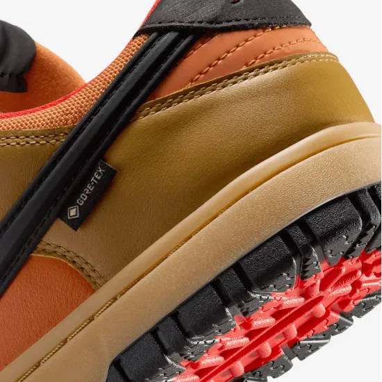 Кросівки Nike Dunk Low Gore‑Tex HQ2053-700